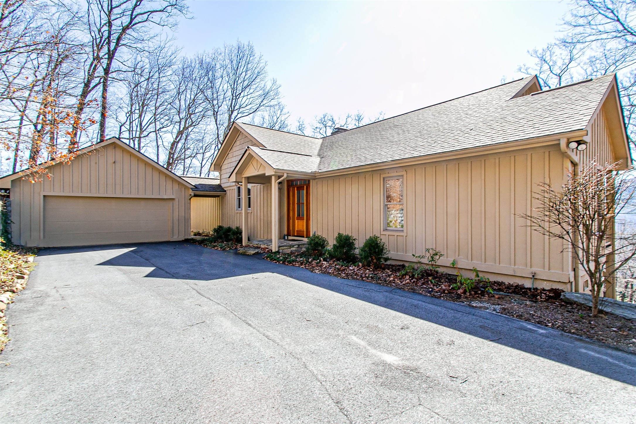 105 Boulder Knob Drive