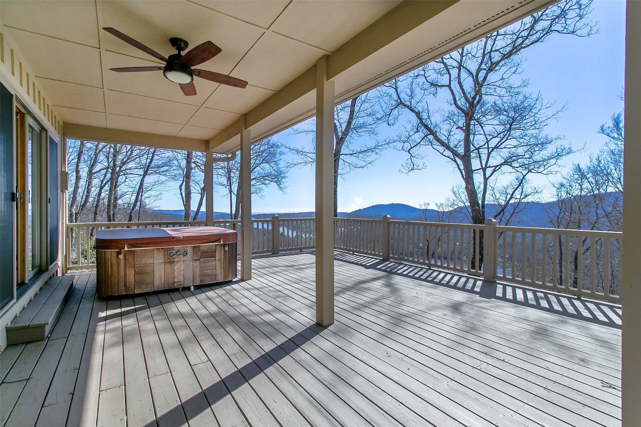 105 Boulder Knob Drive