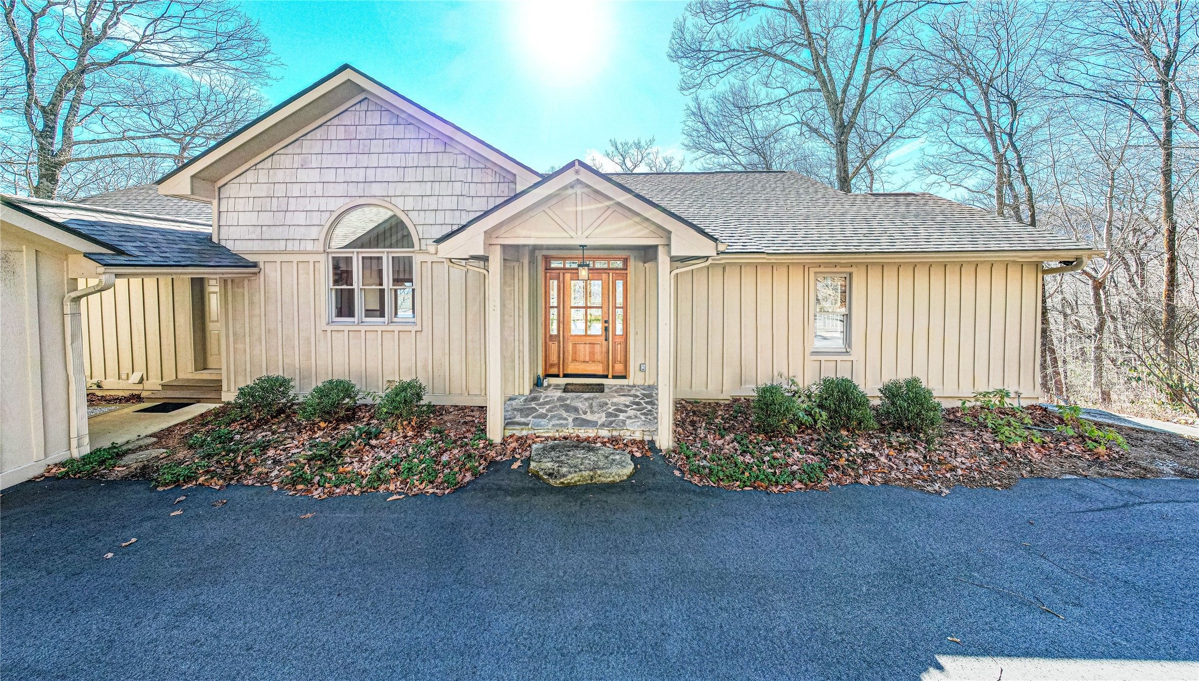 105 Boulder Knob Drive