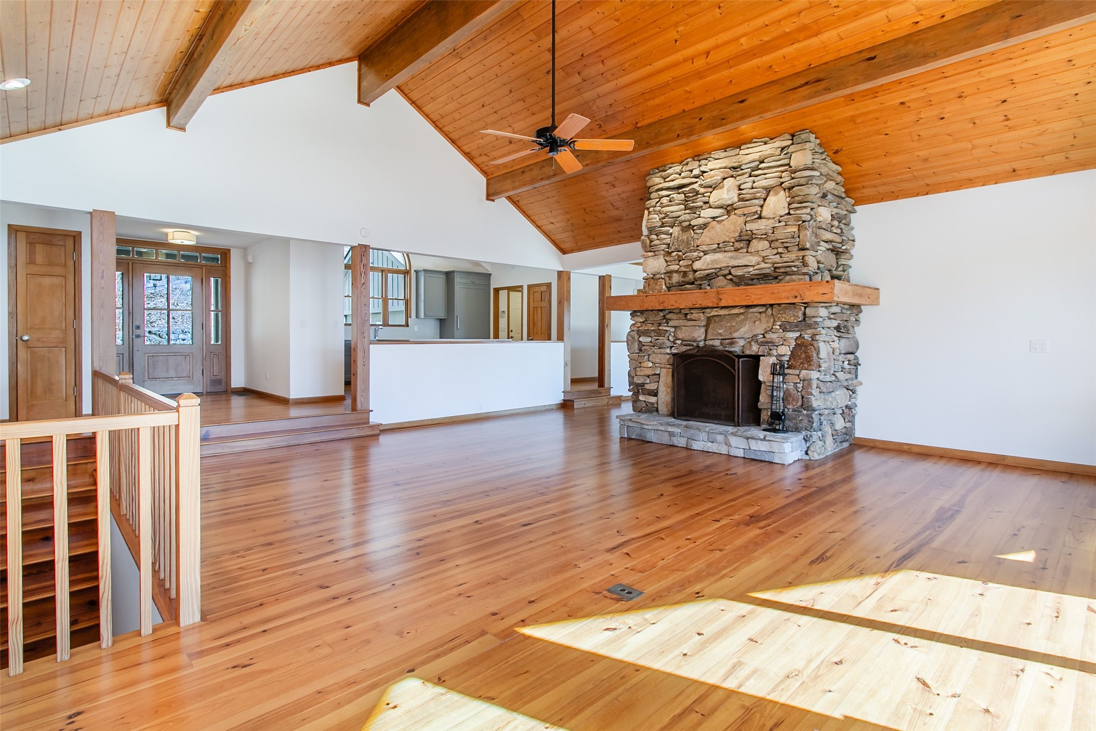 105 Boulder Knob Drive