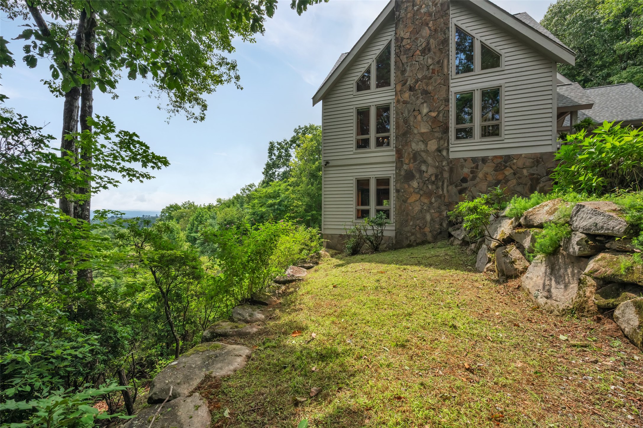 363 Lakeside Drive