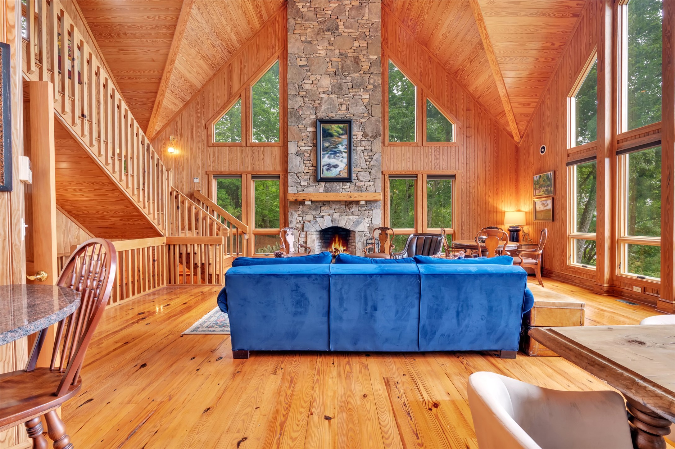 363 Lakeside Drive