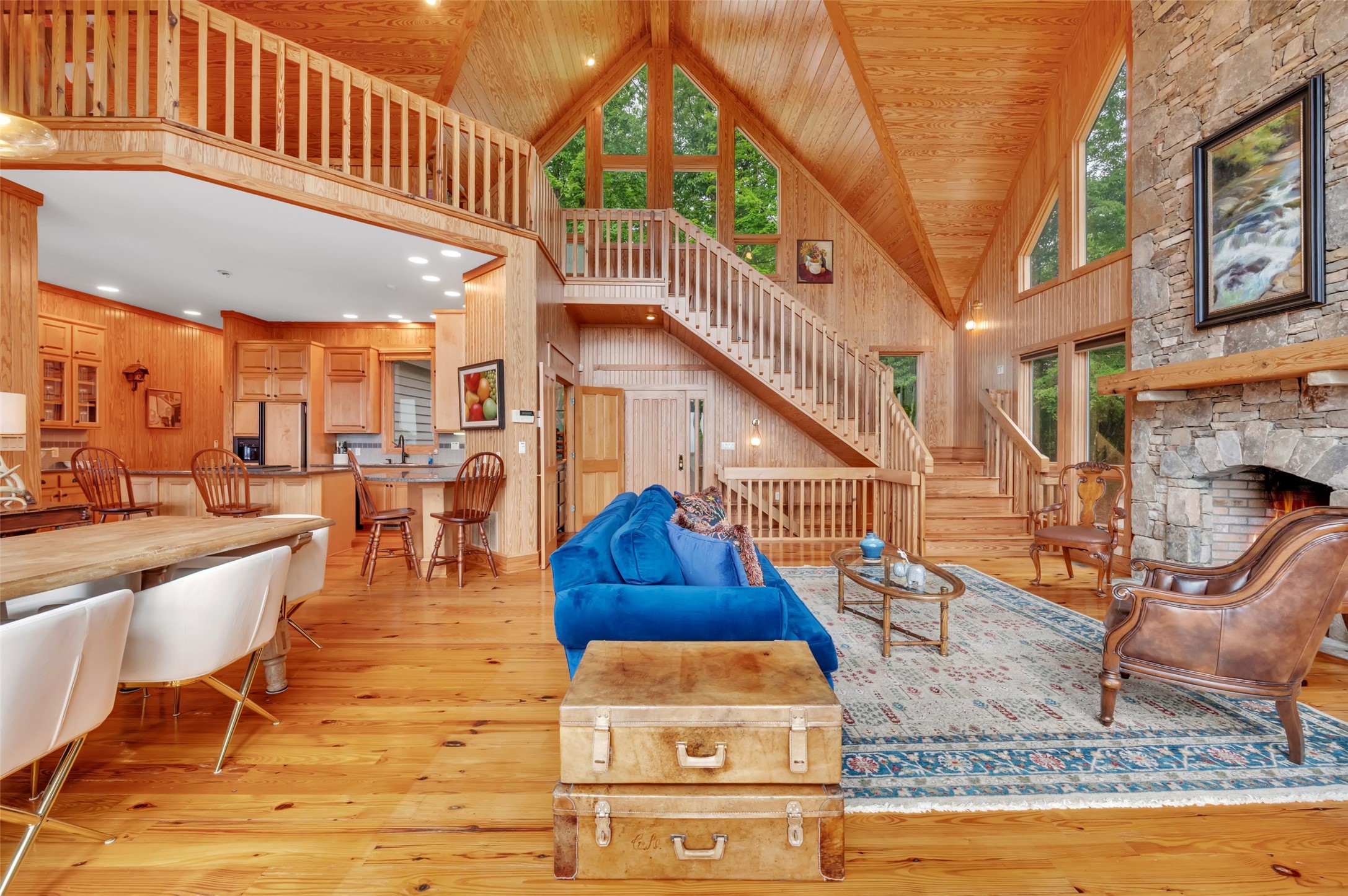 363 Lakeside Drive