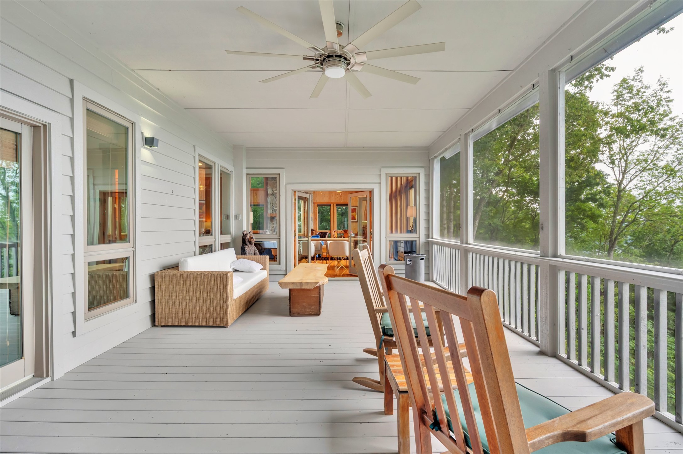 363 Lakeside Drive