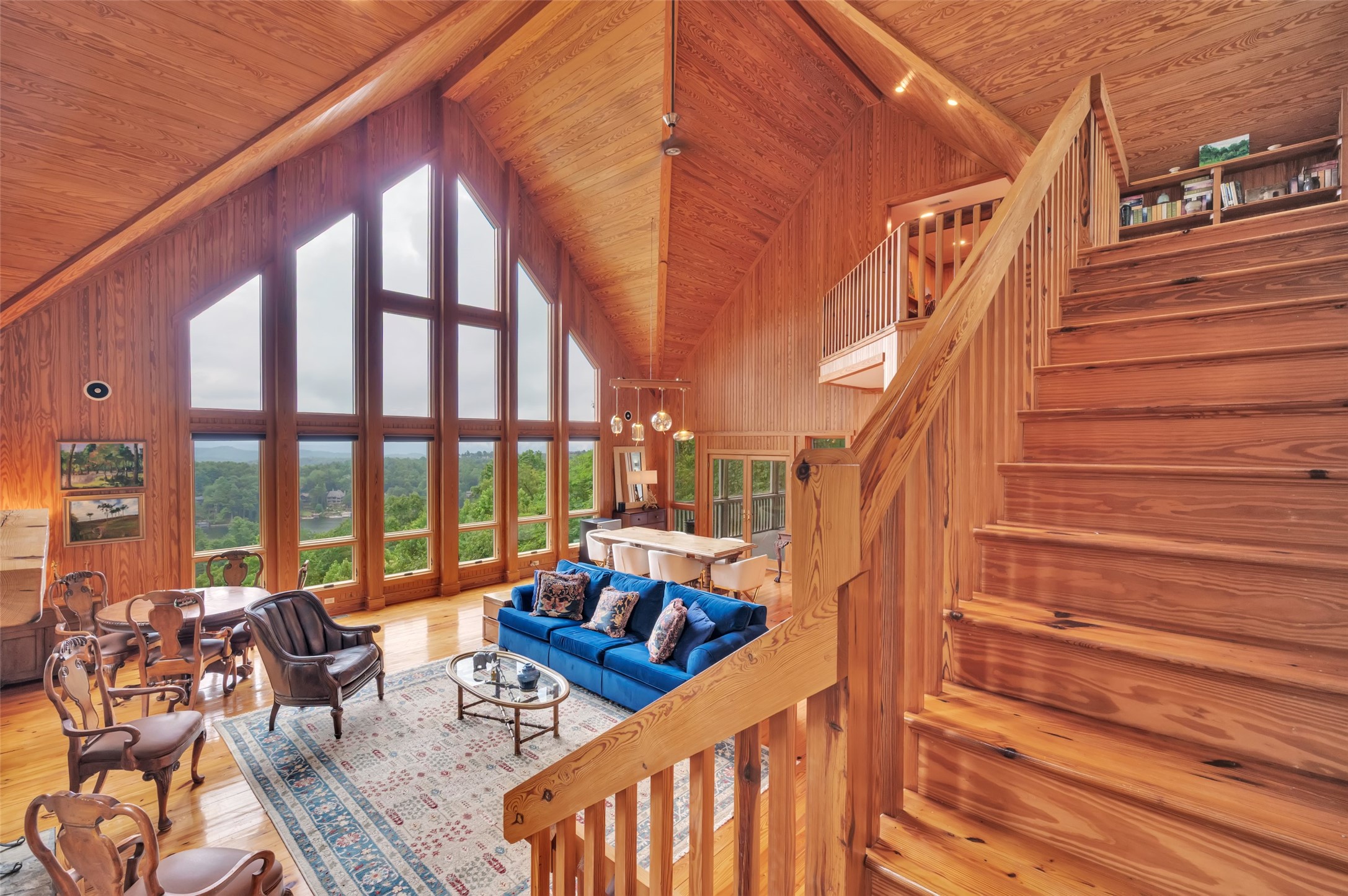 363 Lakeside Drive