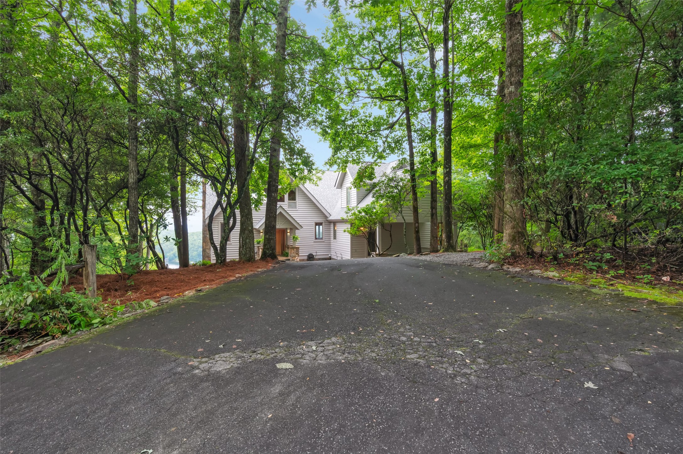 363 Lakeside Drive