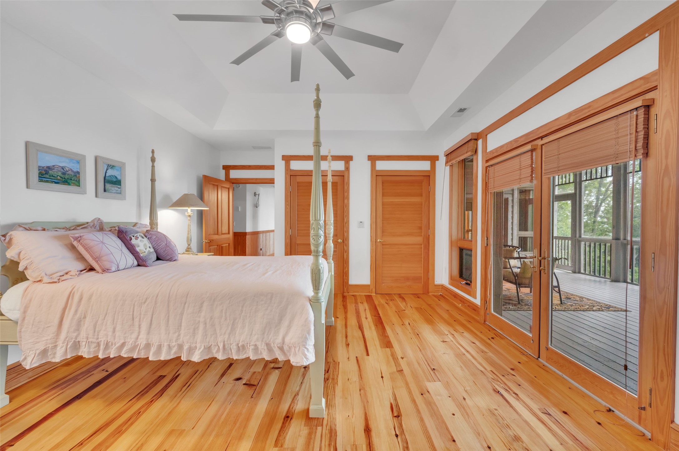363 Lakeside Drive