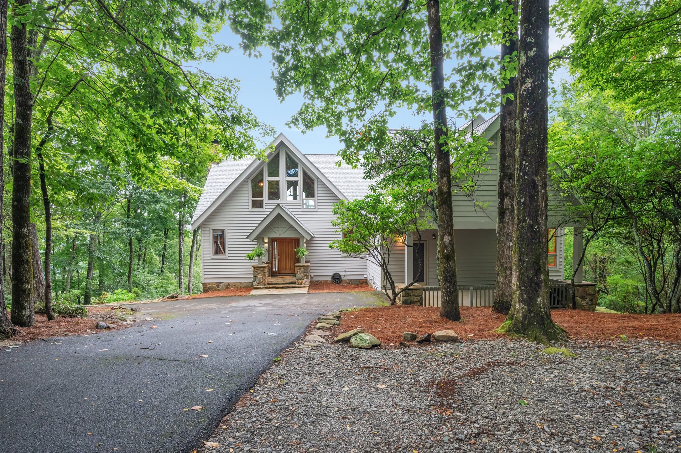 363 Lakeside Drive