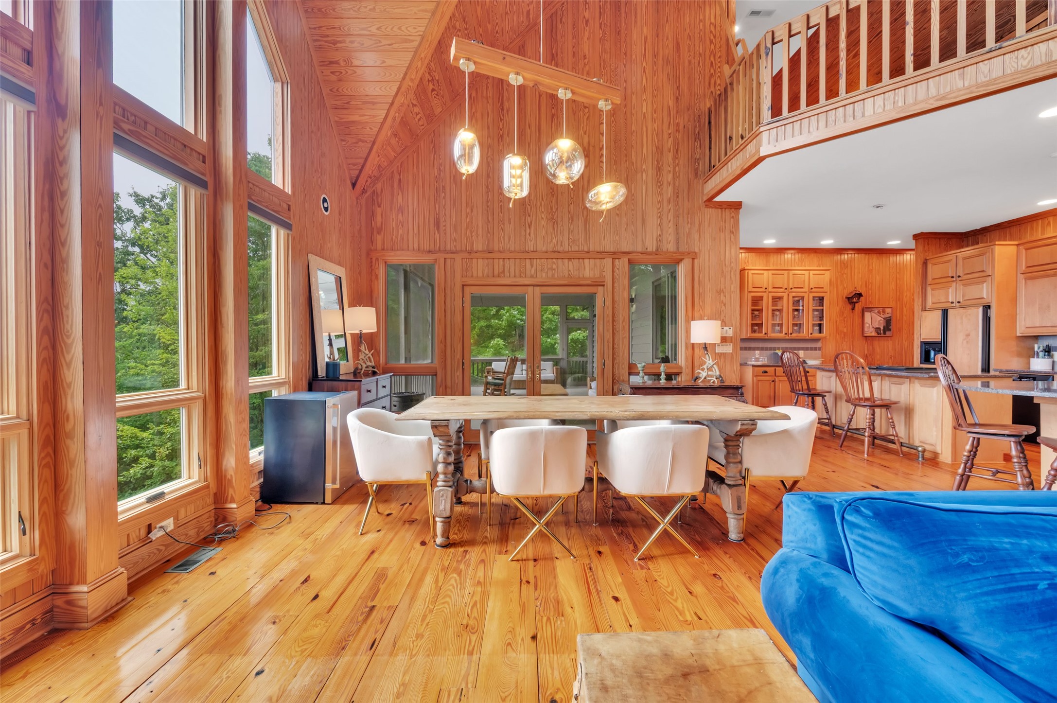 363 Lakeside Drive