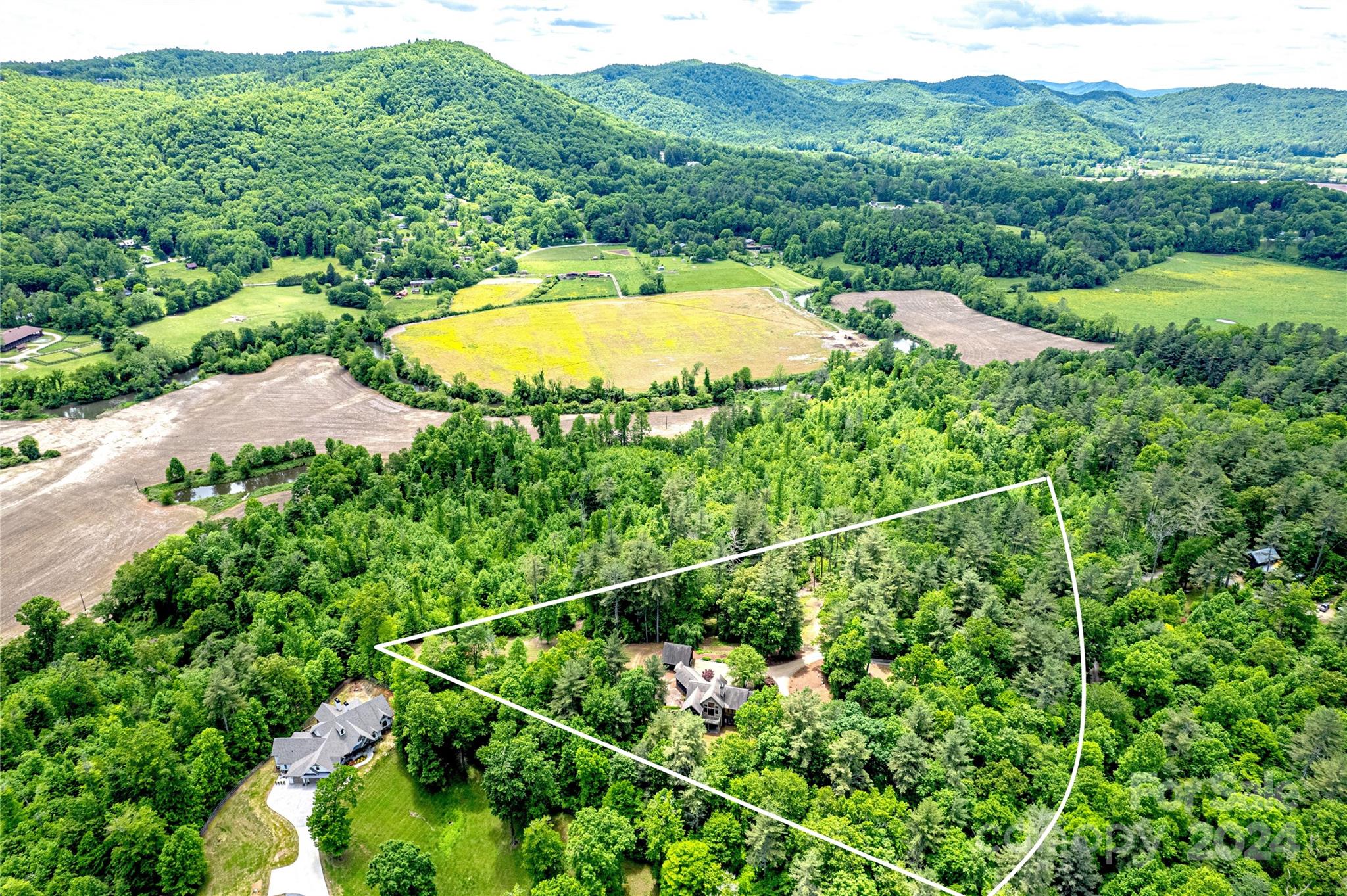 407 Barclay Farm Road