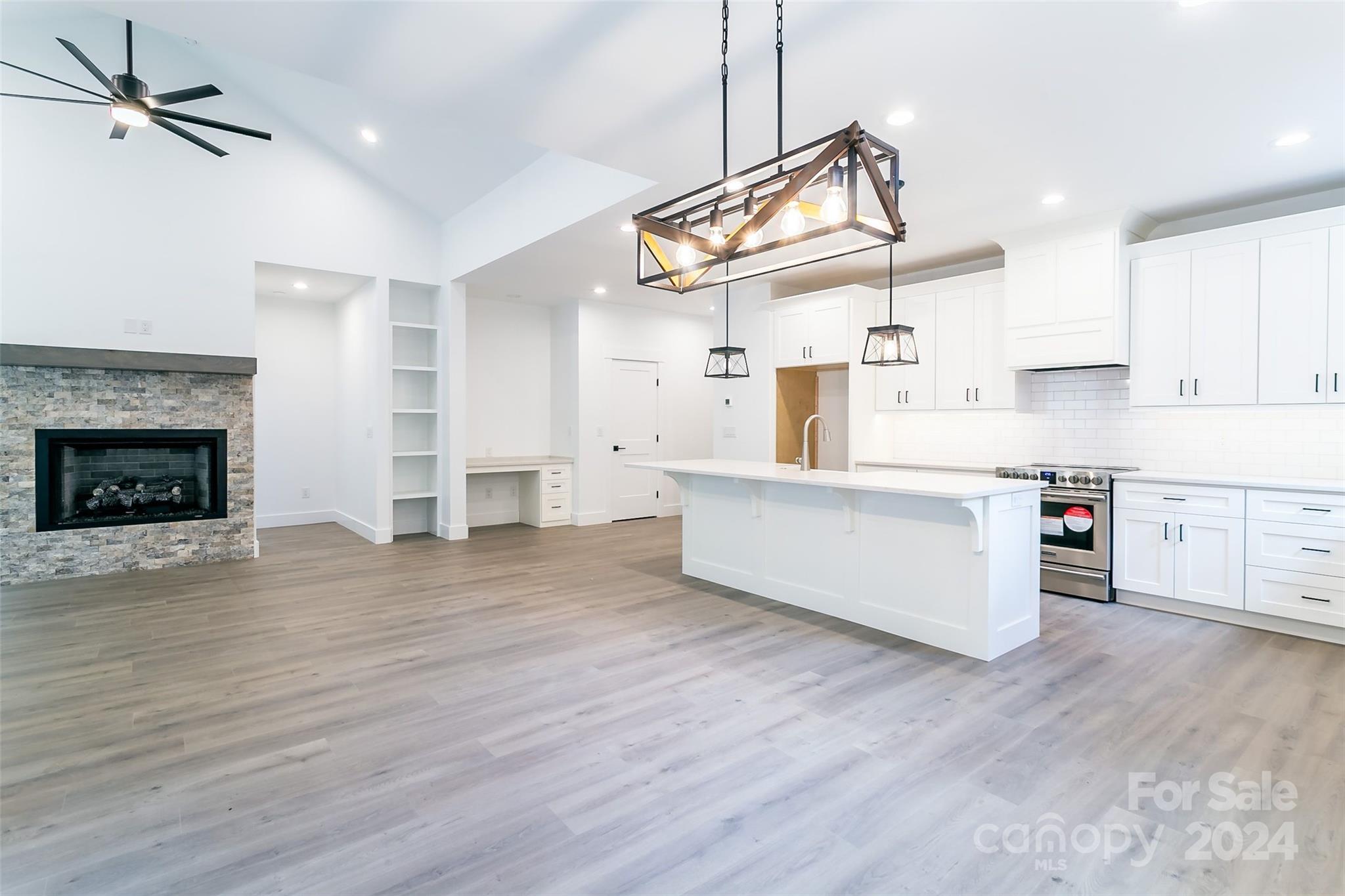 149 Plato Place