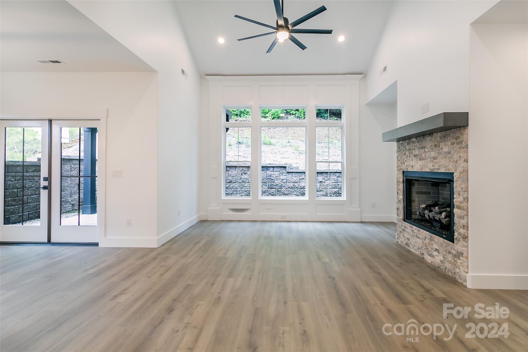 149 Plato Place