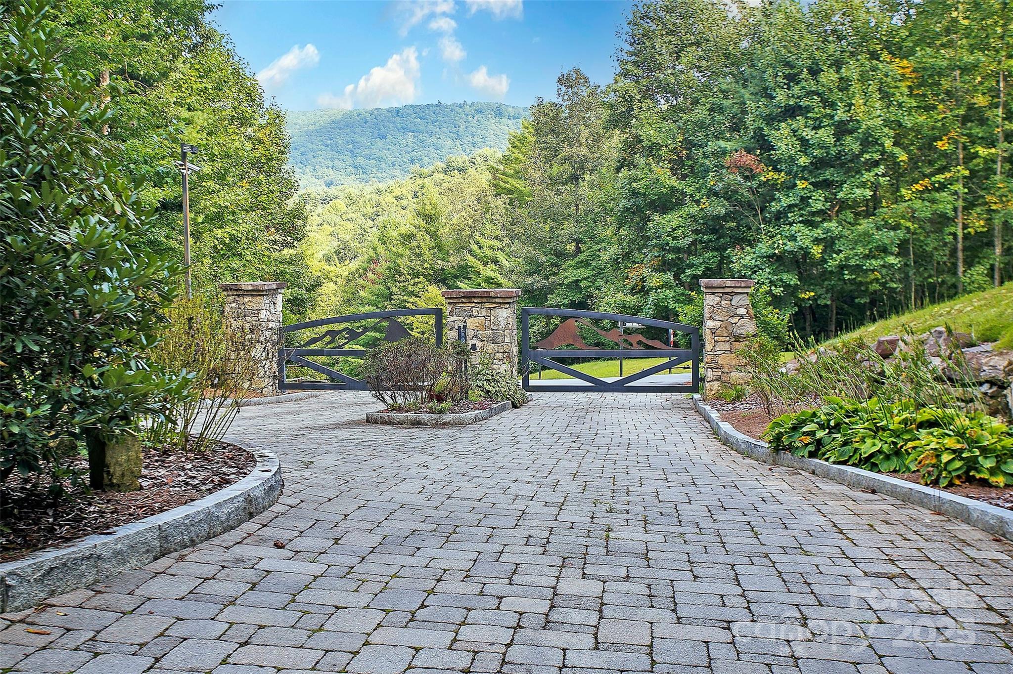 18 Trillium Lane