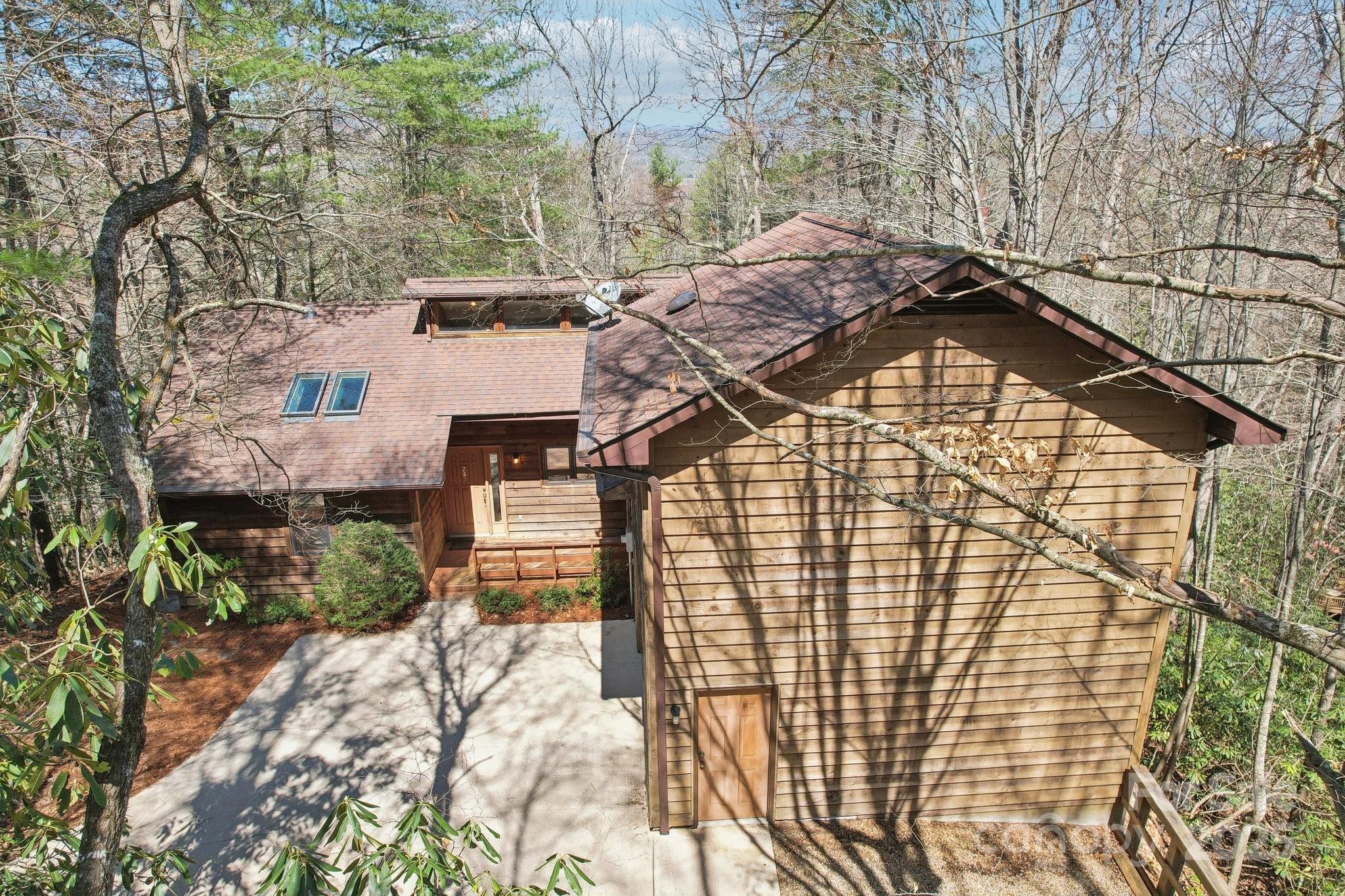 285 Three Mile Knob Road
