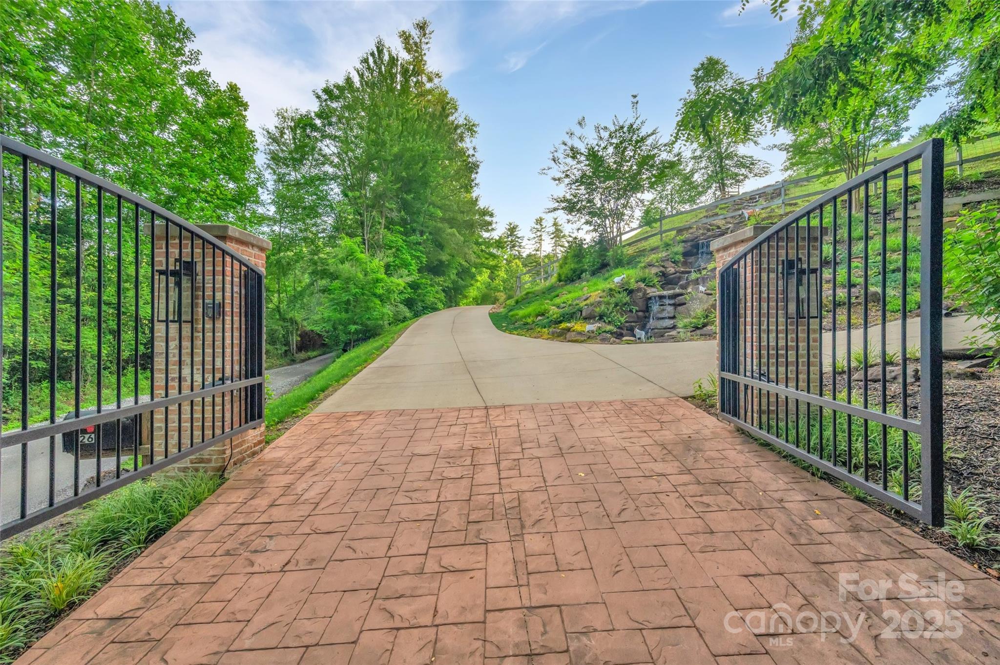 26 Bonnies Cove Trail