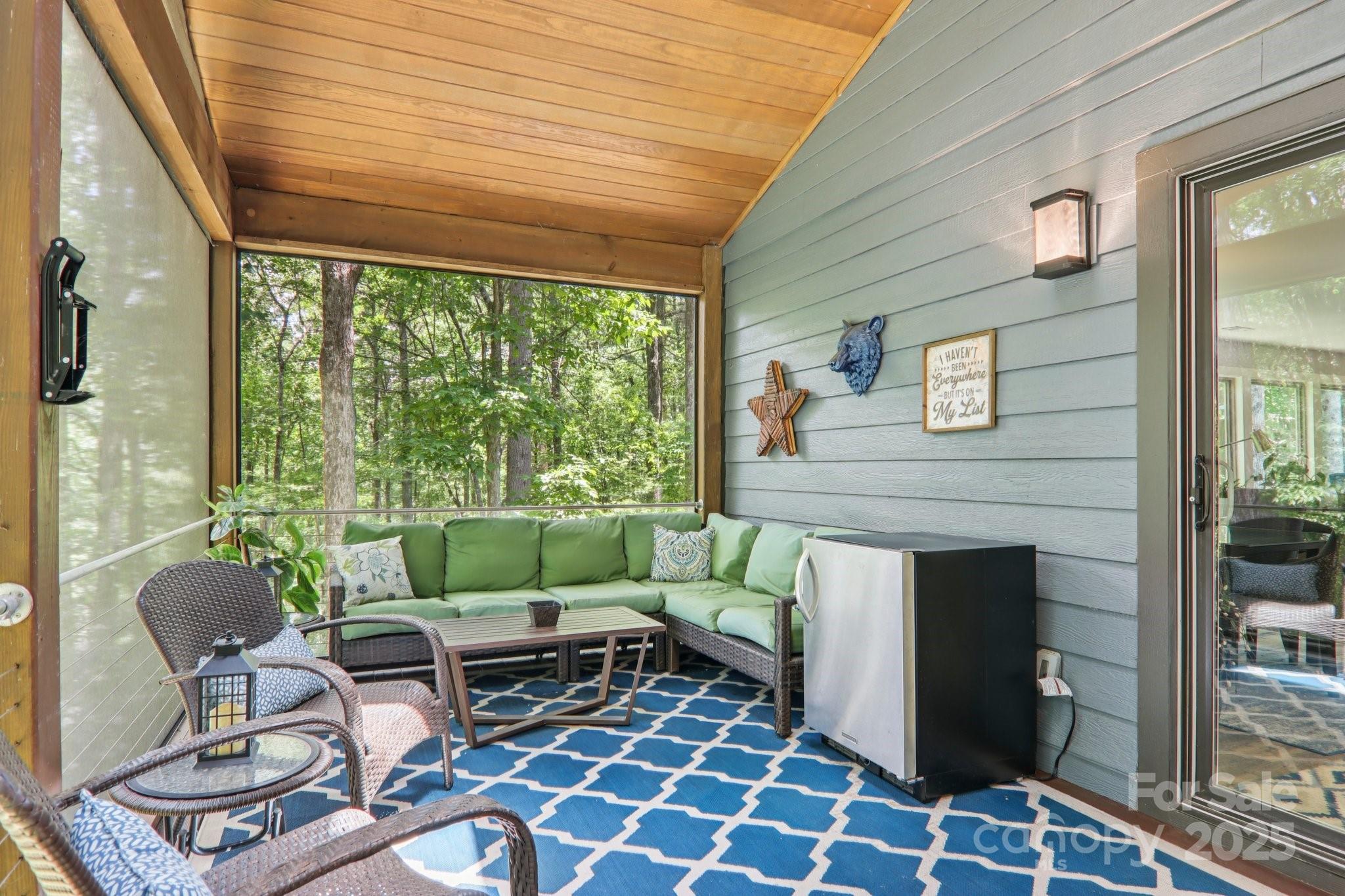 1184 Salola Lane
