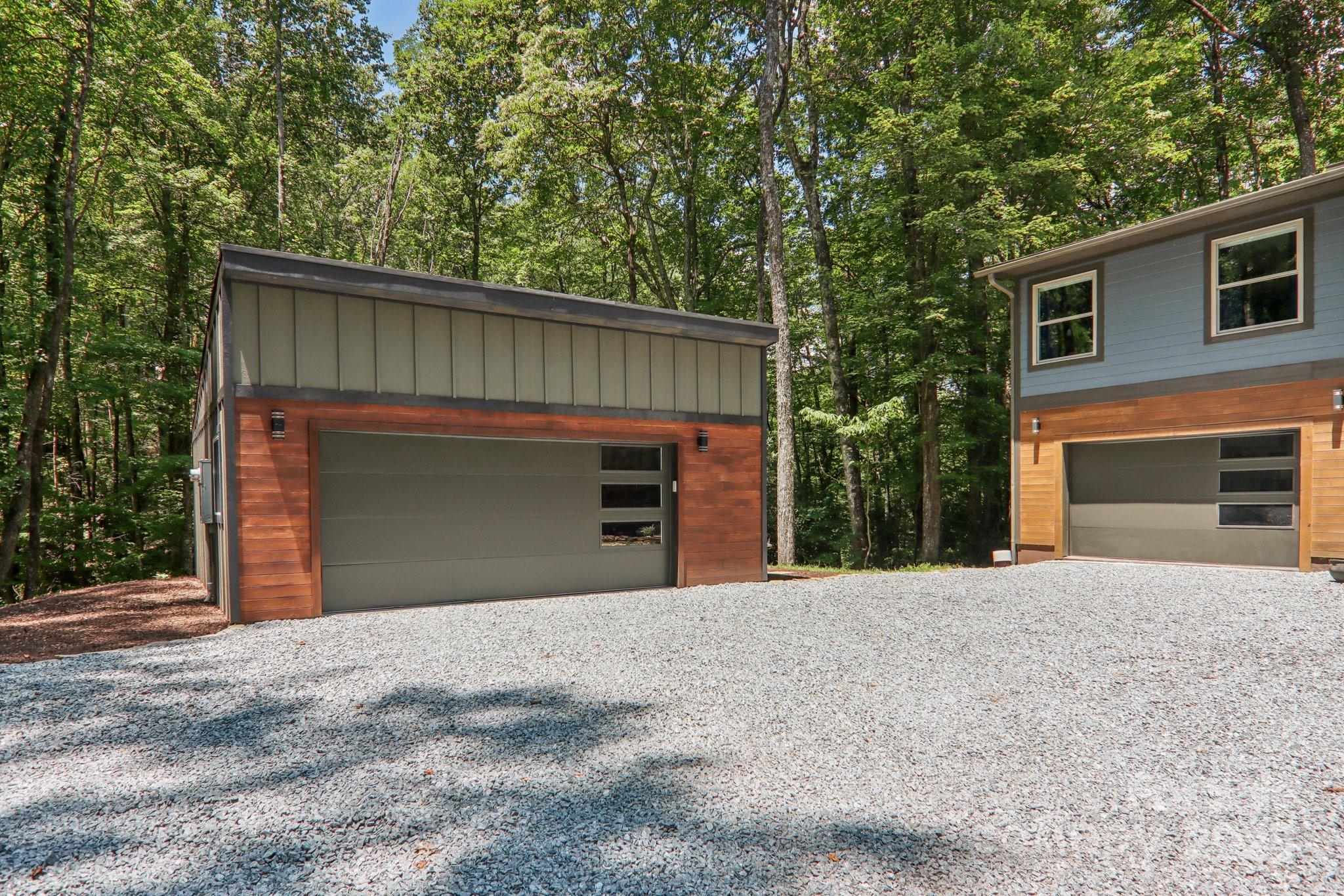 1184 Salola Lane
