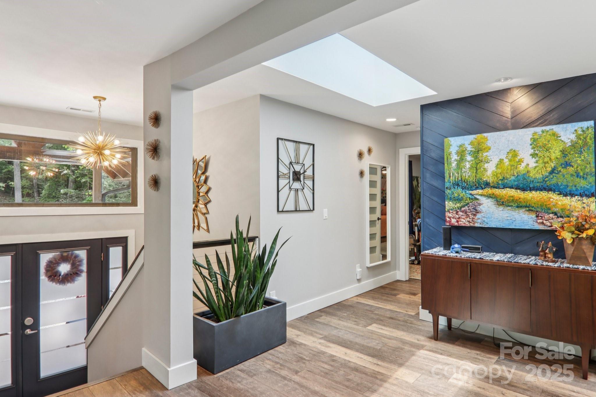 1184 Salola Lane