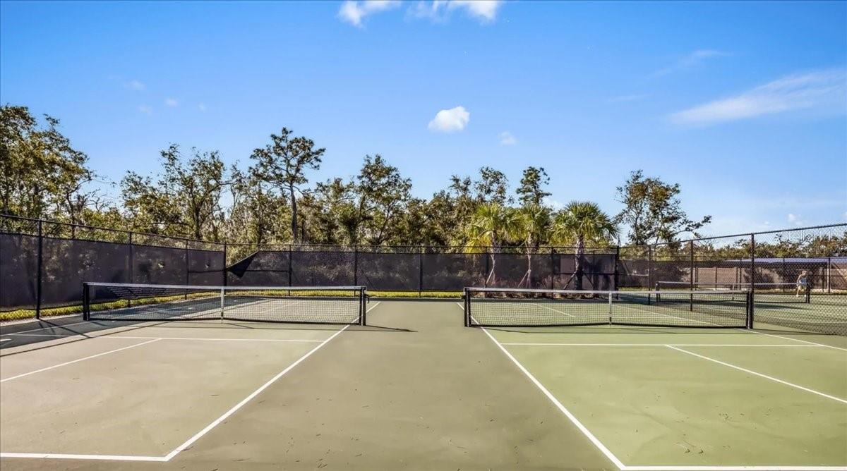 18028 GAWTHROP DR #107