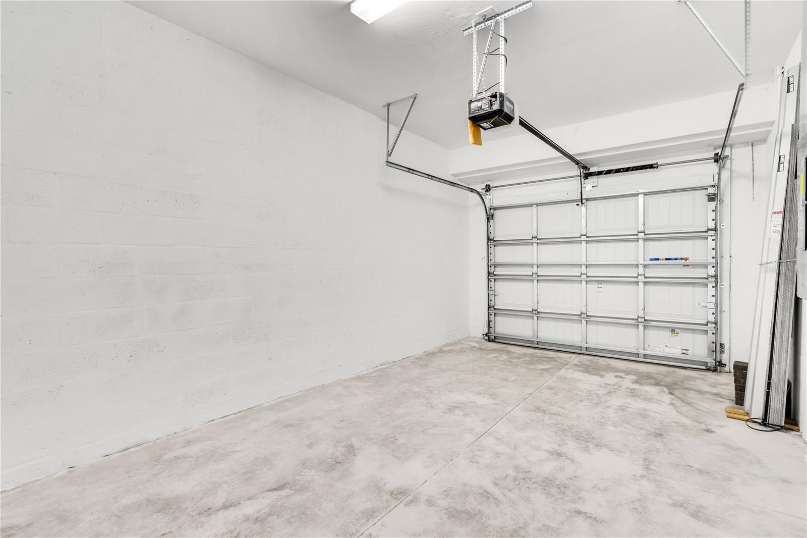 15158 SUNNY DAY DR
