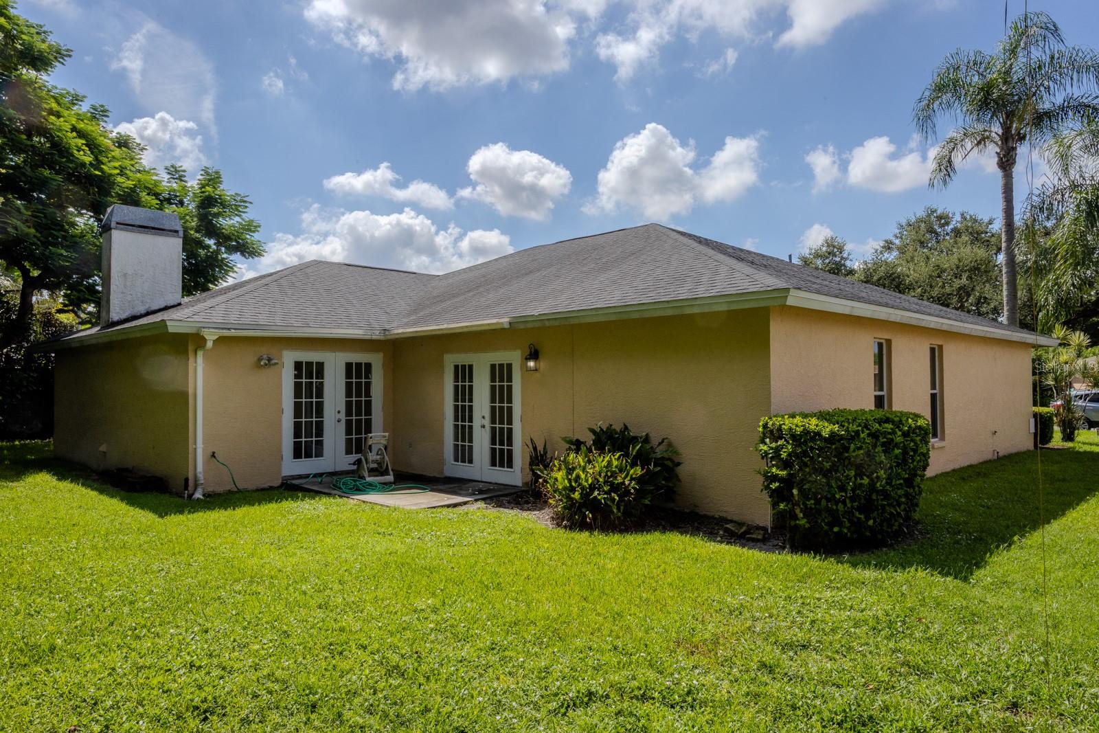 2866 56TH AVENUE CIR E