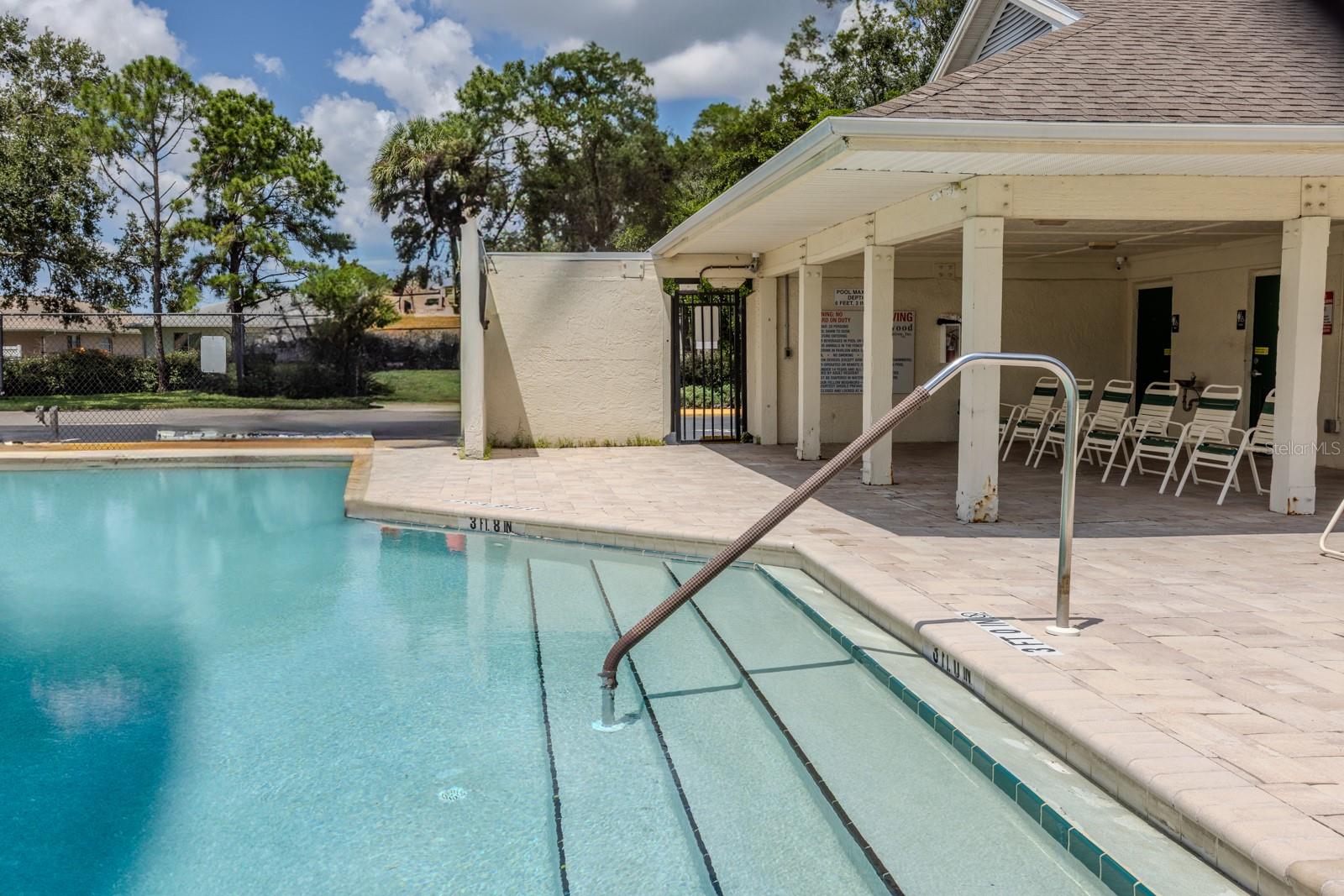 2866 56TH AVENUE CIR E