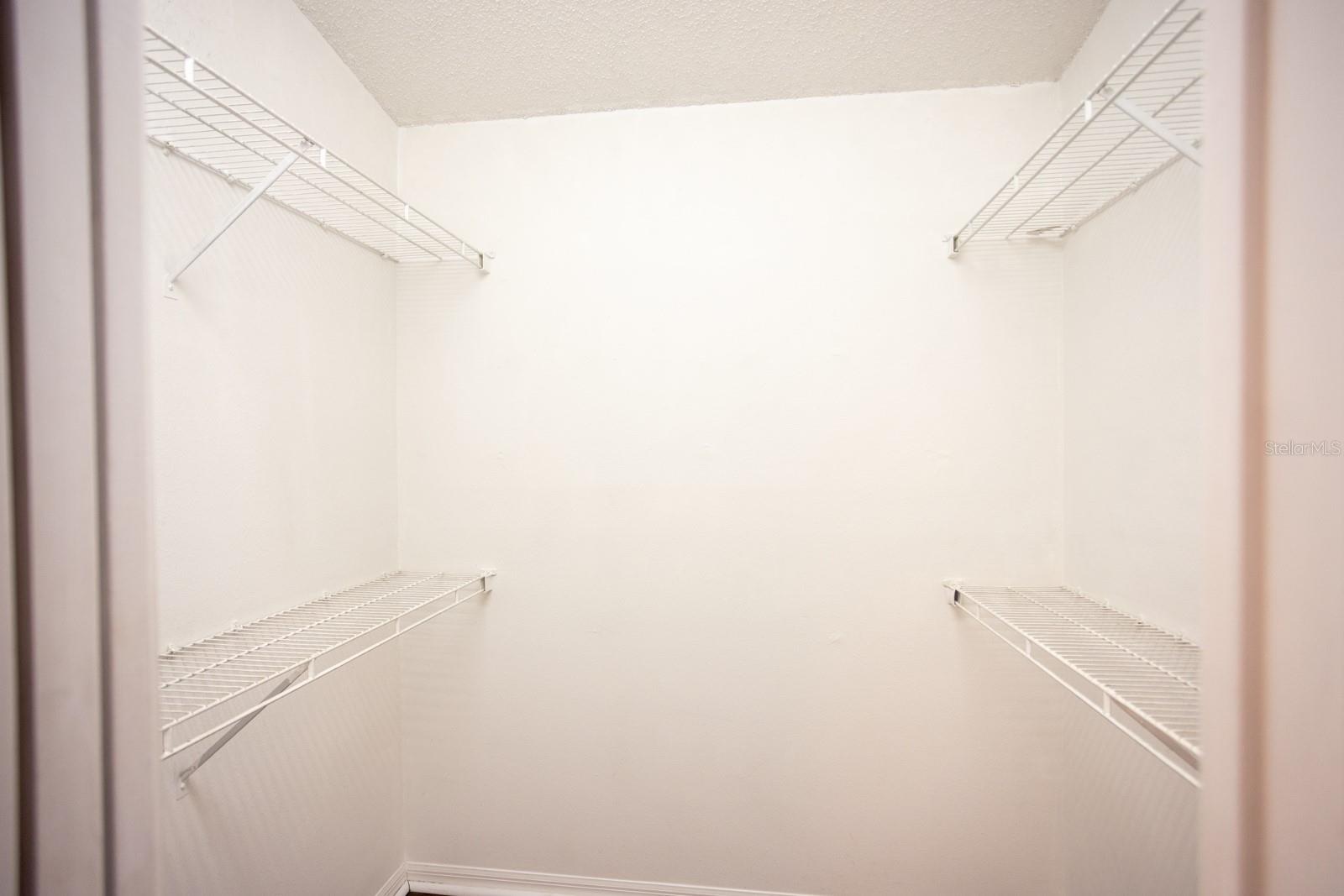 2866 56TH AVENUE CIR E