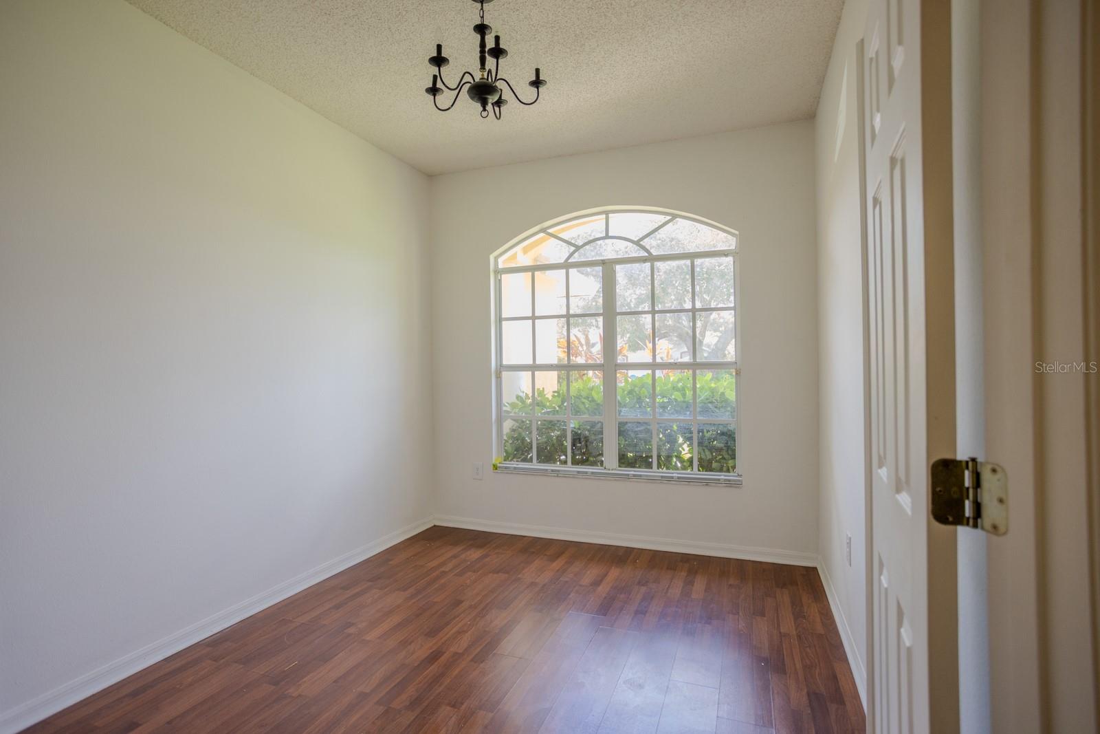 2866 56TH AVENUE CIR E