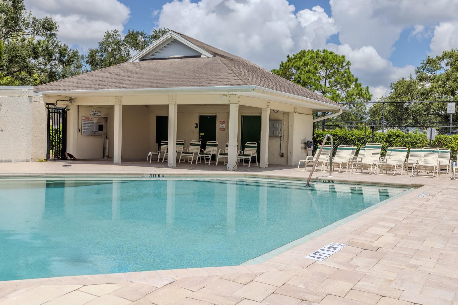 2866 56TH AVENUE CIR E