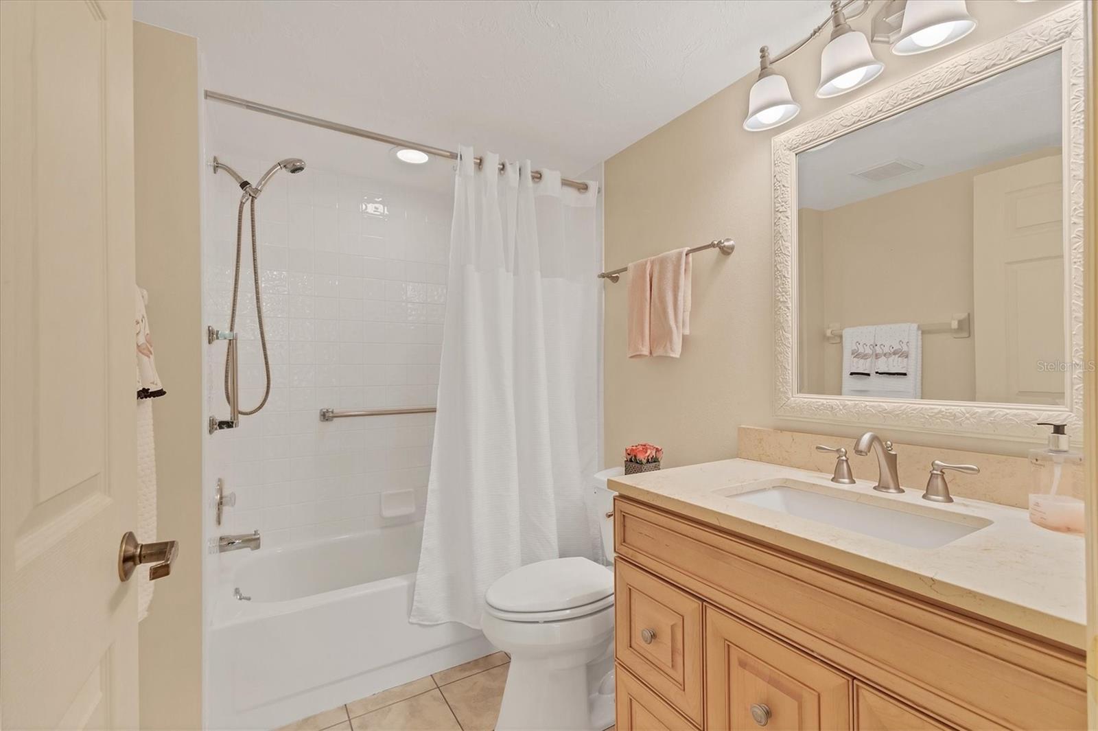 5627 SHEFFIELD GREENE CIR #37