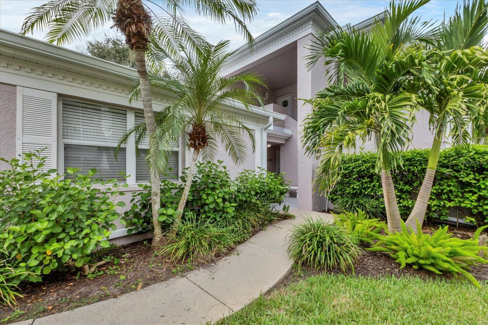 5627 SHEFFIELD GREENE CIR #37