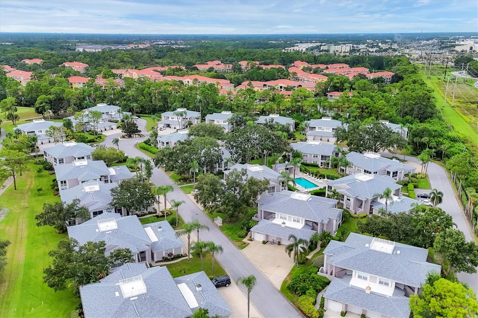 5627 SHEFFIELD GREENE CIR #37