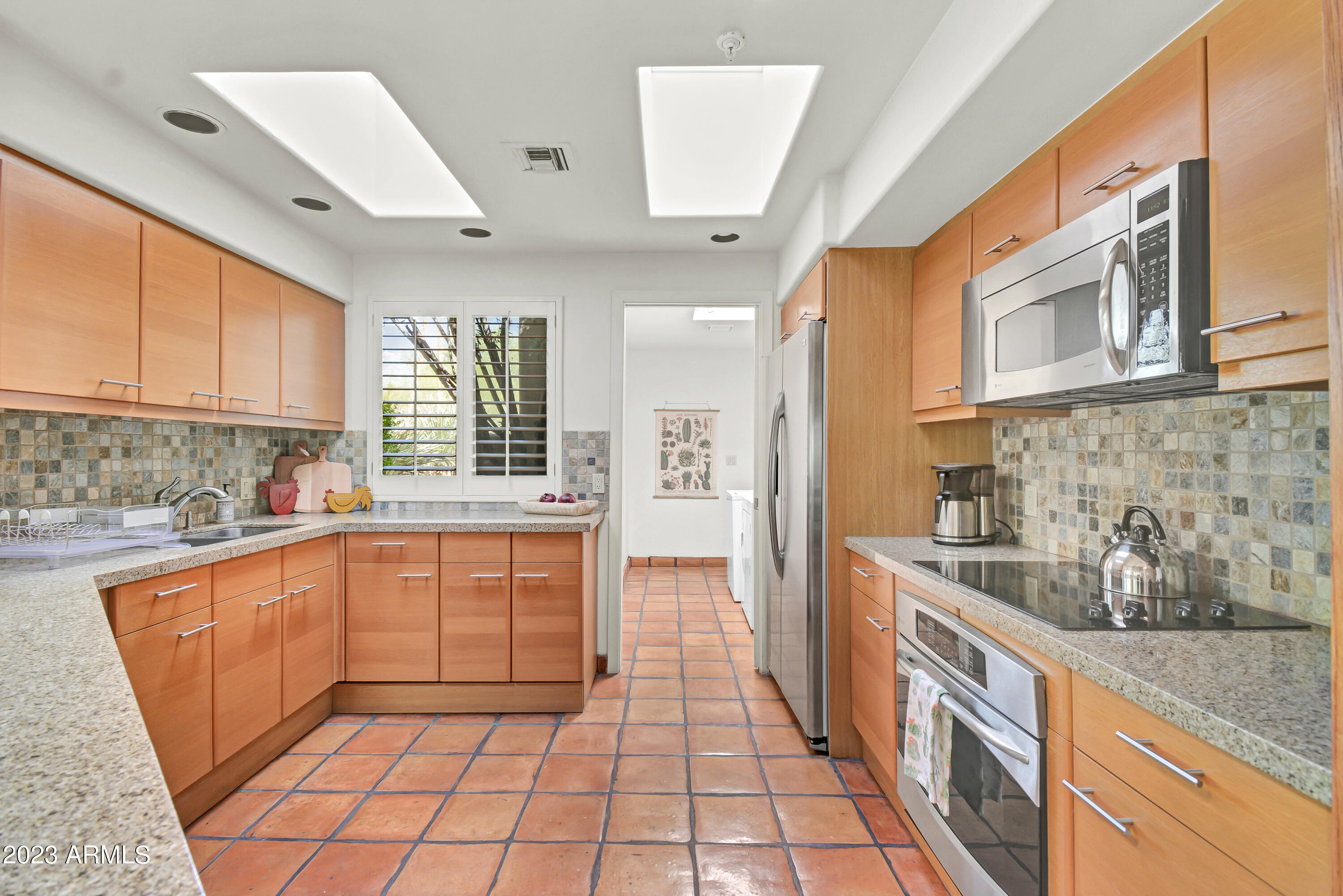 9116 E CLUBHOUSE Court