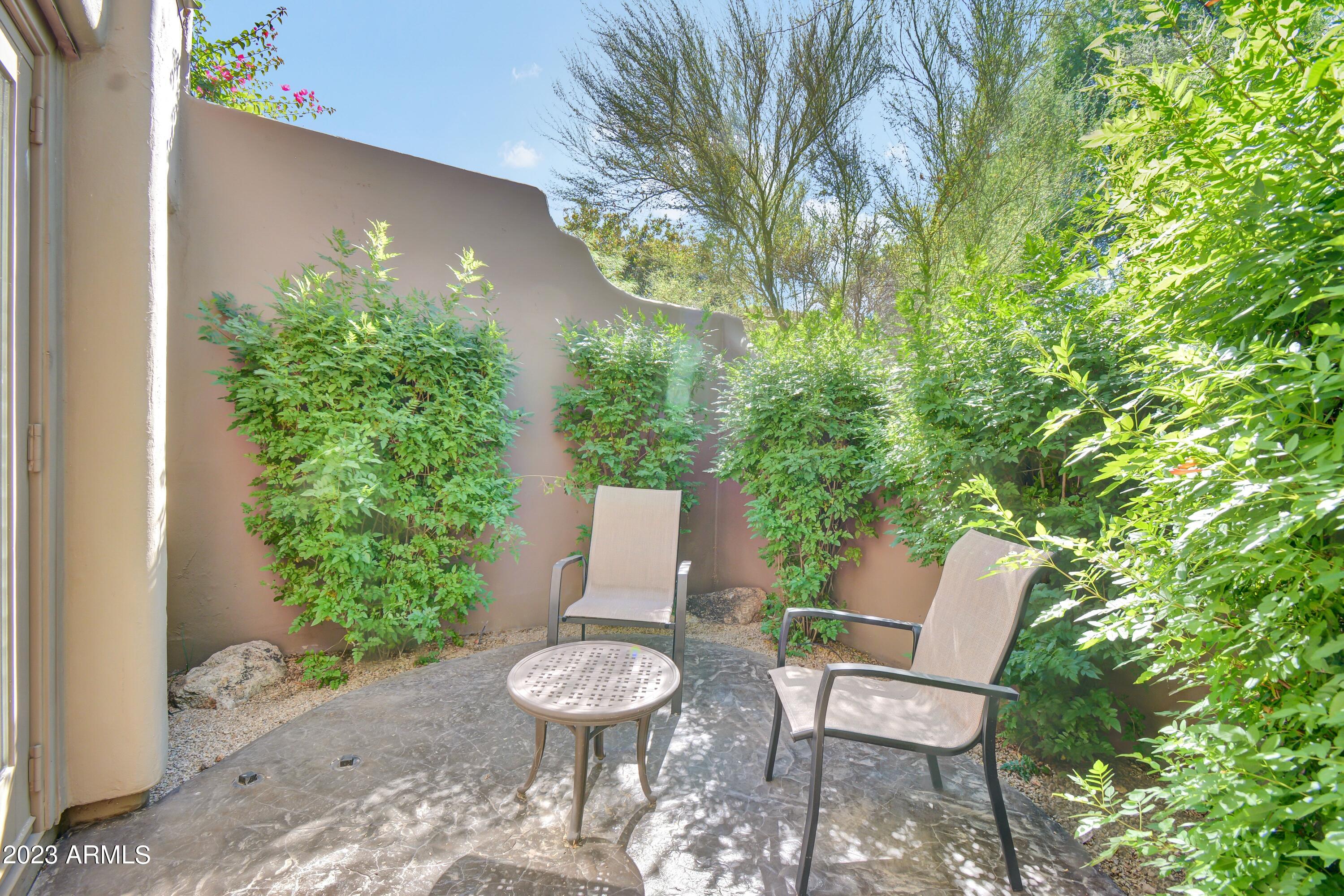 9116 E CLUBHOUSE Court