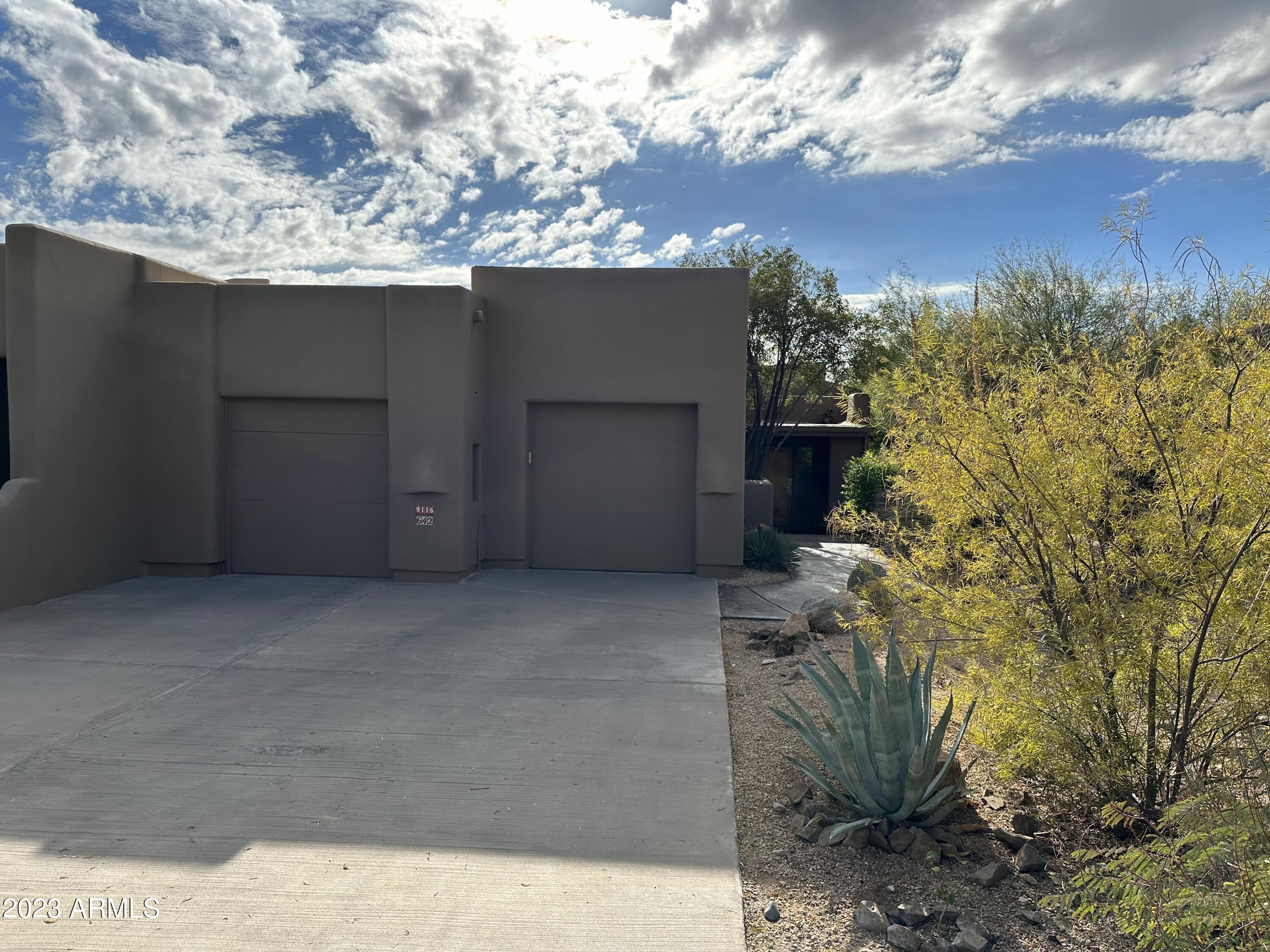 9116 E CLUBHOUSE Court