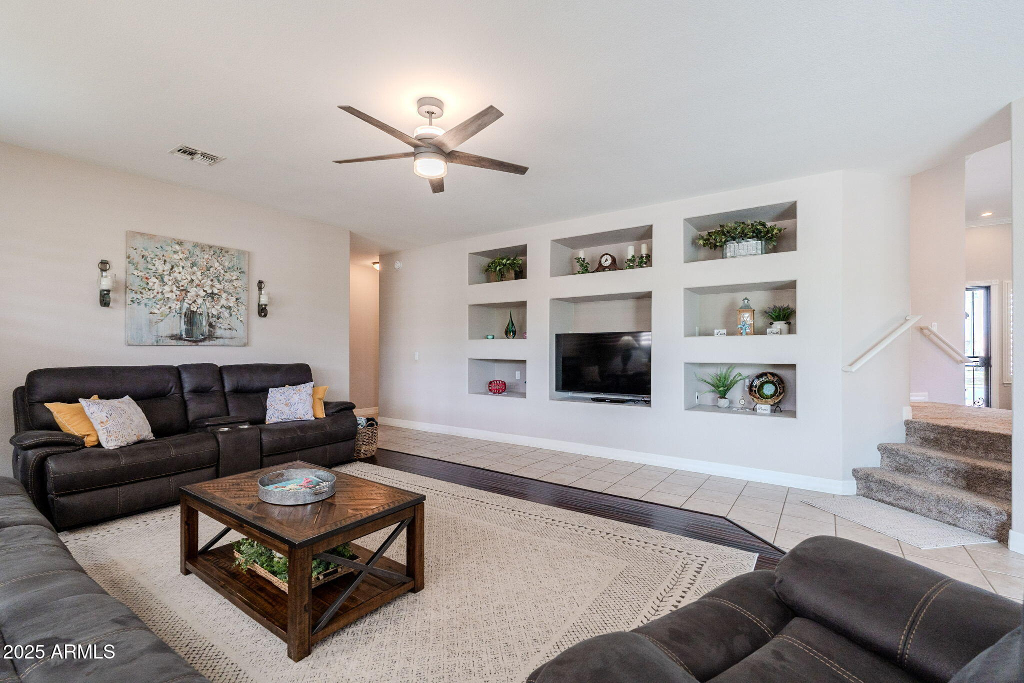 3053 S CANFIELD