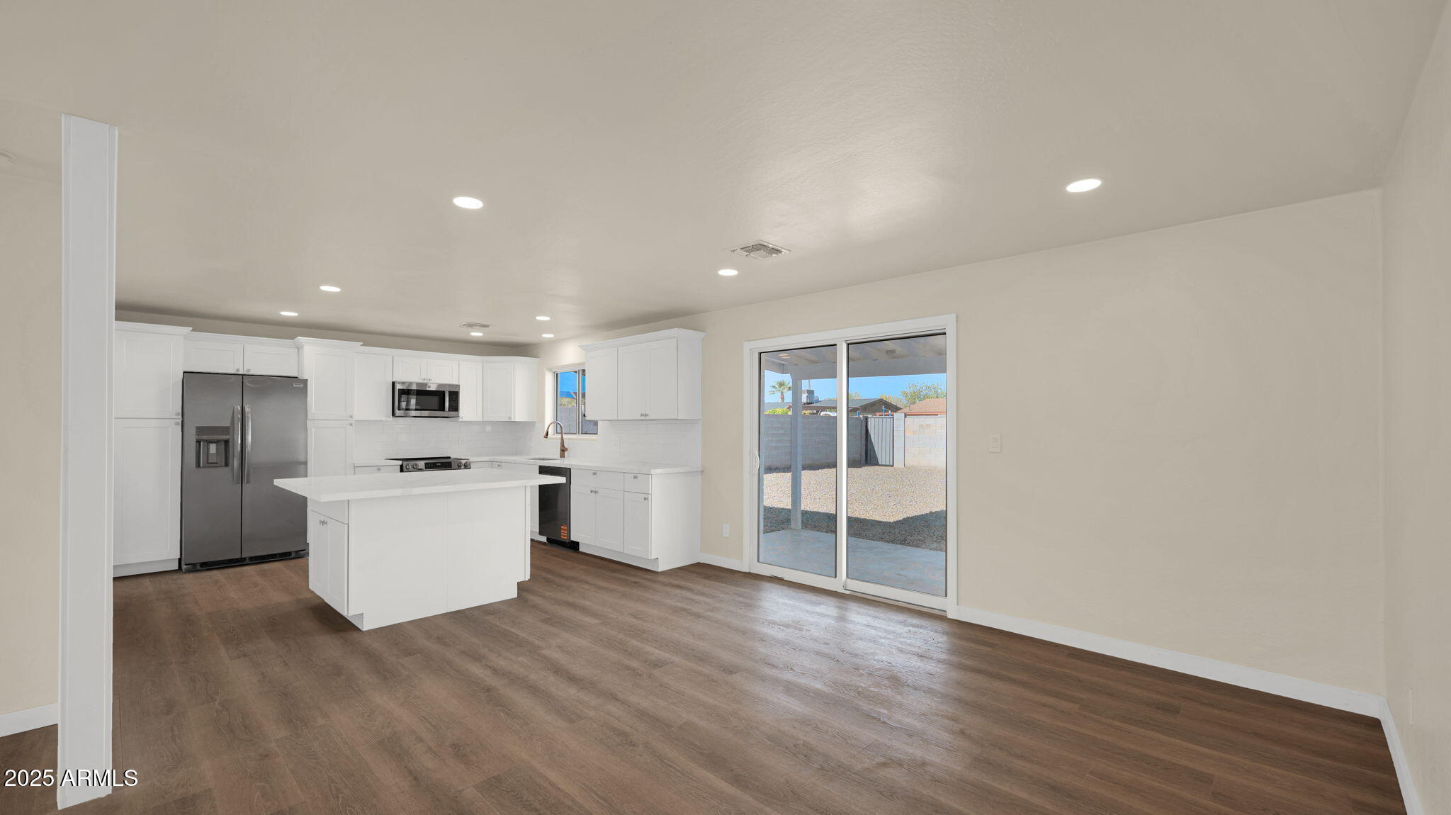 3430 E POINSETTIA Drive