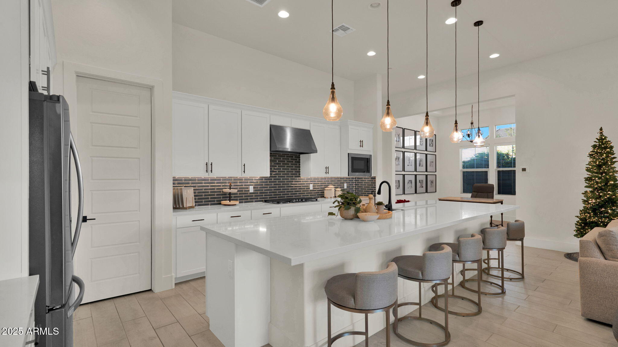 38500 N SCHOOL HOUSE Road 8