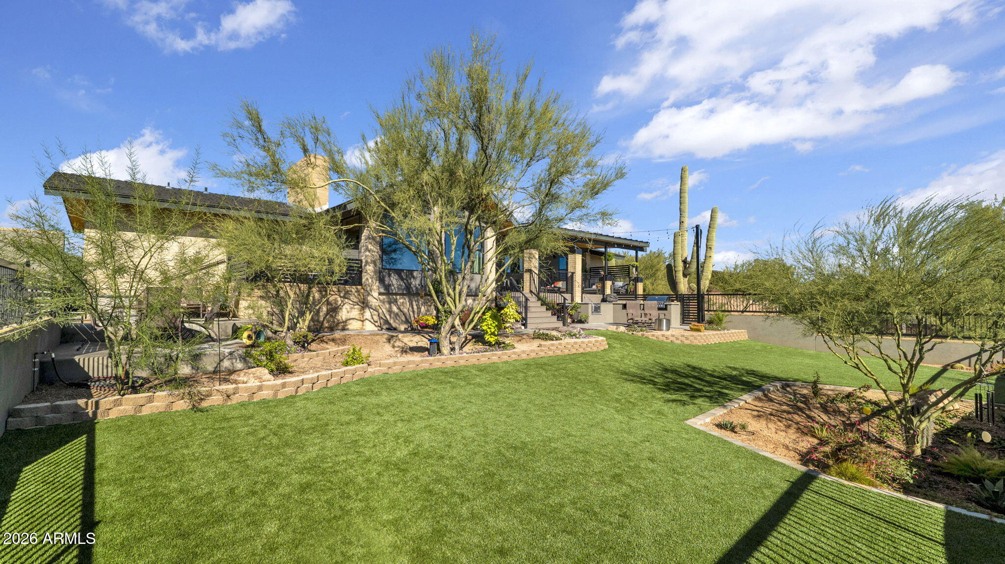 8967 E LAZYWOOD Place