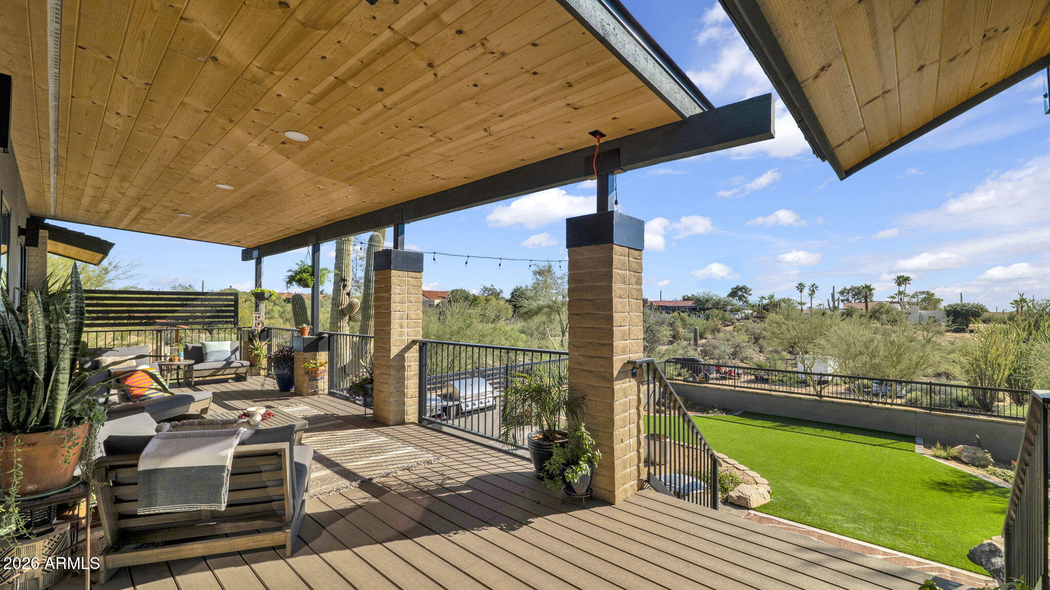 8967 E LAZYWOOD Place