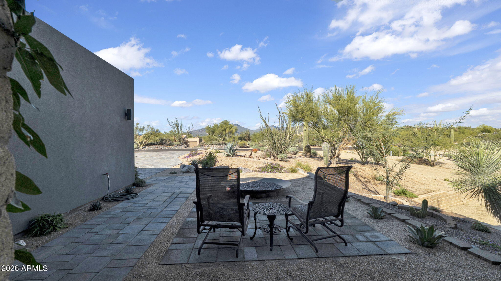 8967 E LAZYWOOD Place