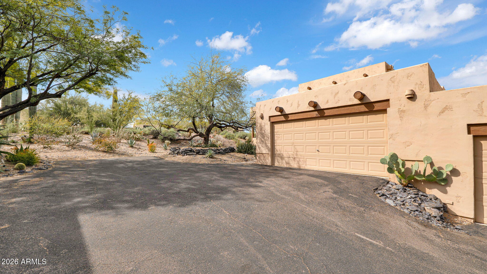 38065 N CAVE CREEK Road Unit: 36