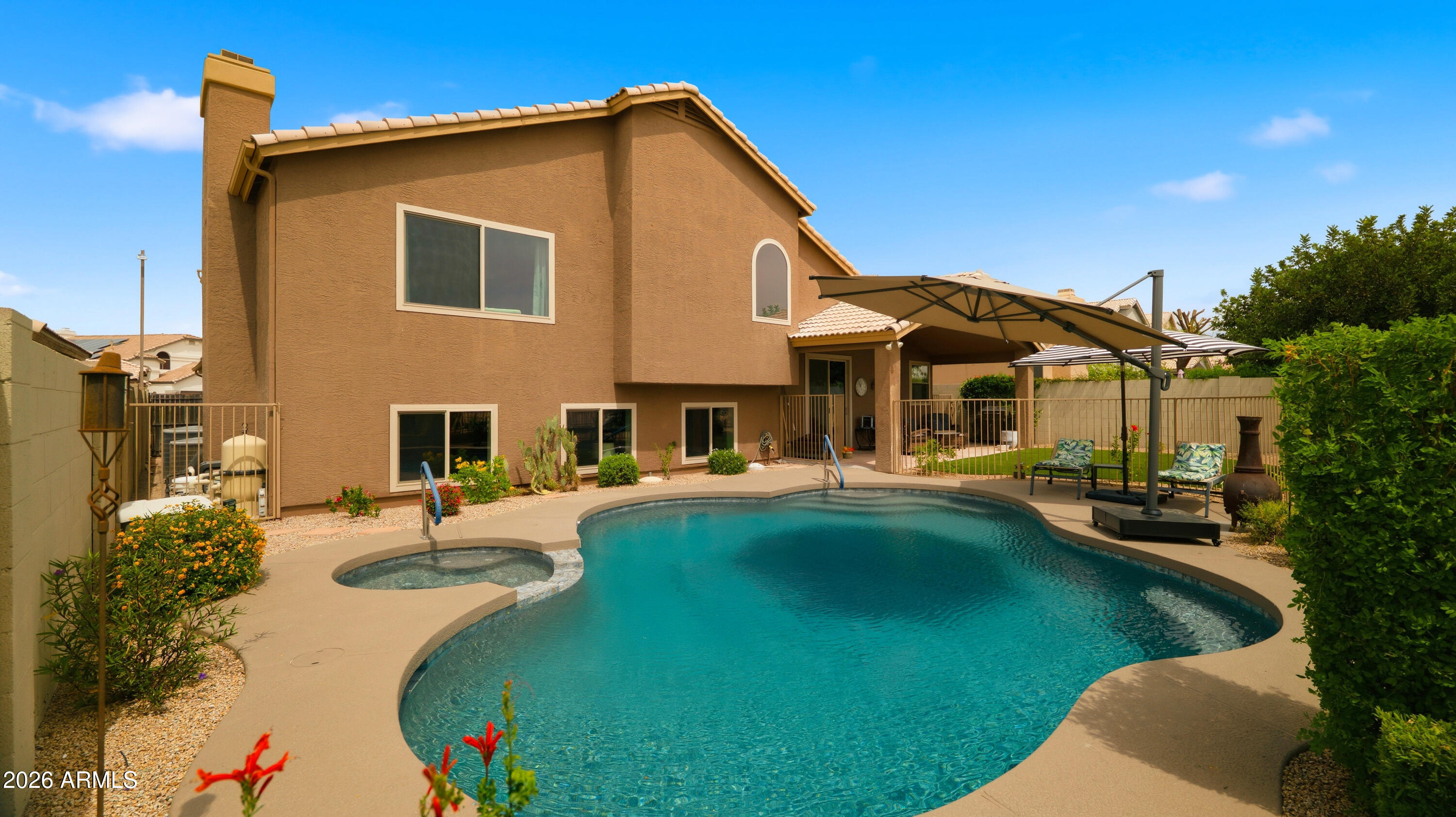 4319 E MORNING VISTA Lane