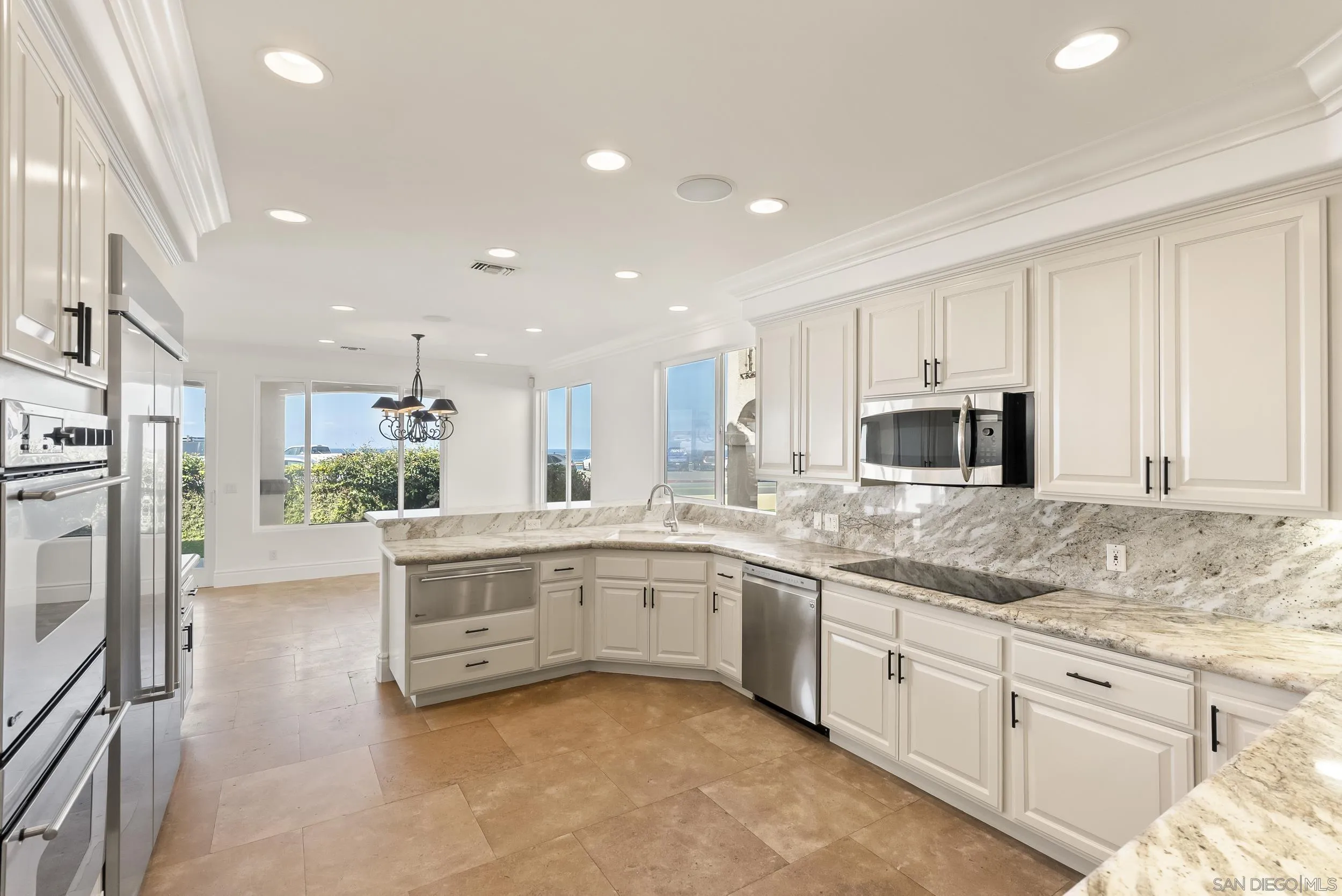 1171 Sunset Cliffs Blvd