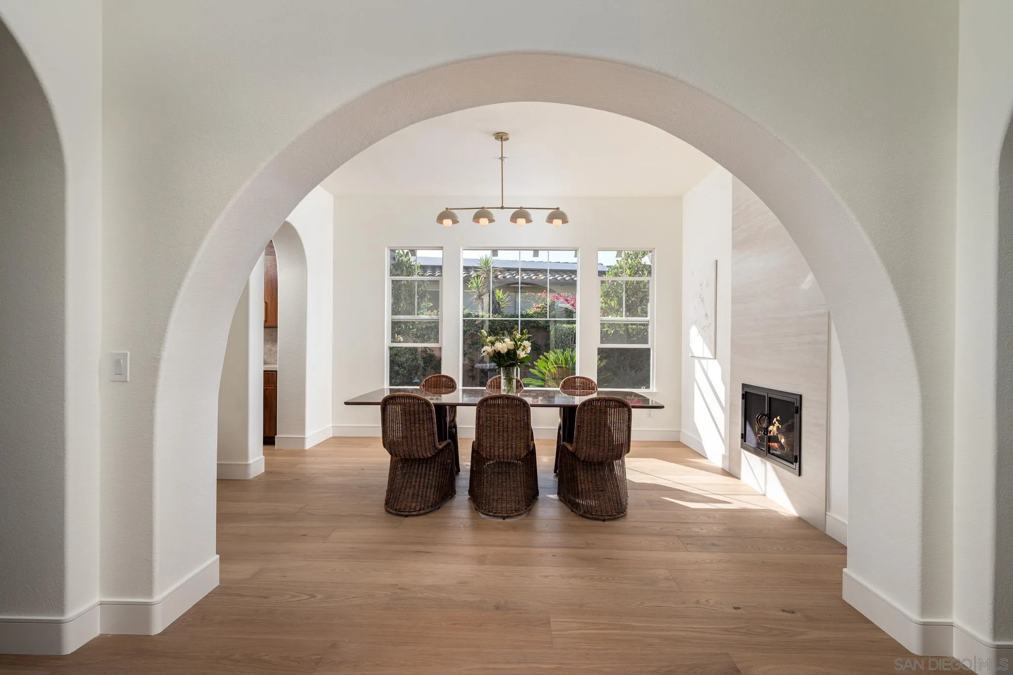 1375 Ravean Ct
