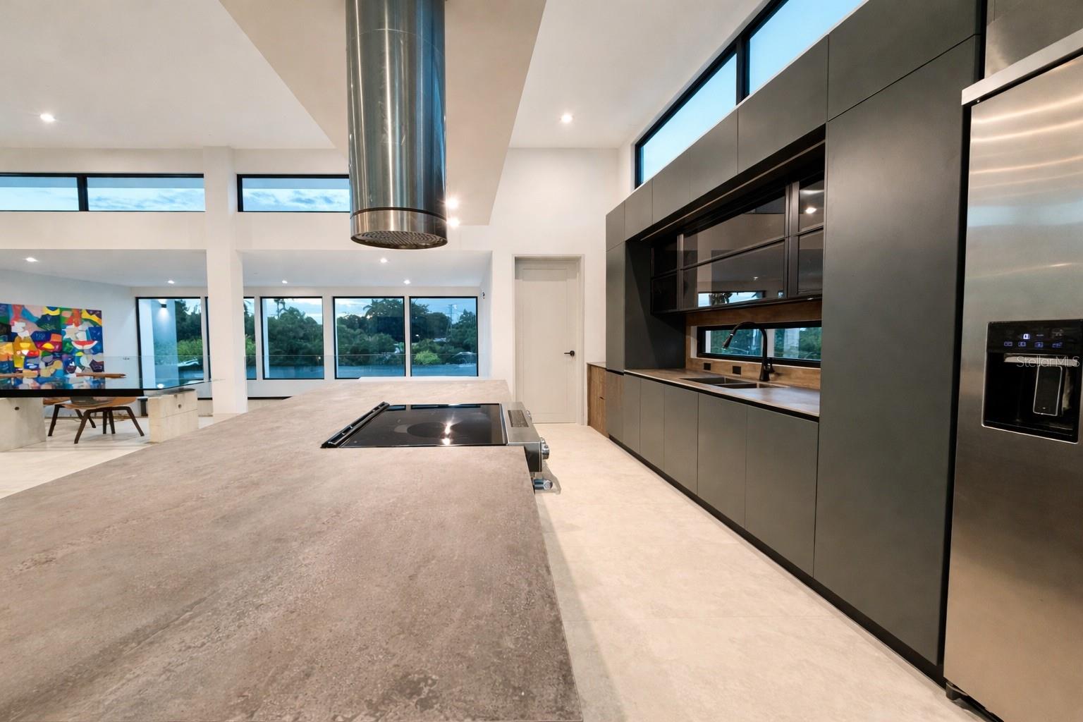 1704 JAZMIN ST #1704