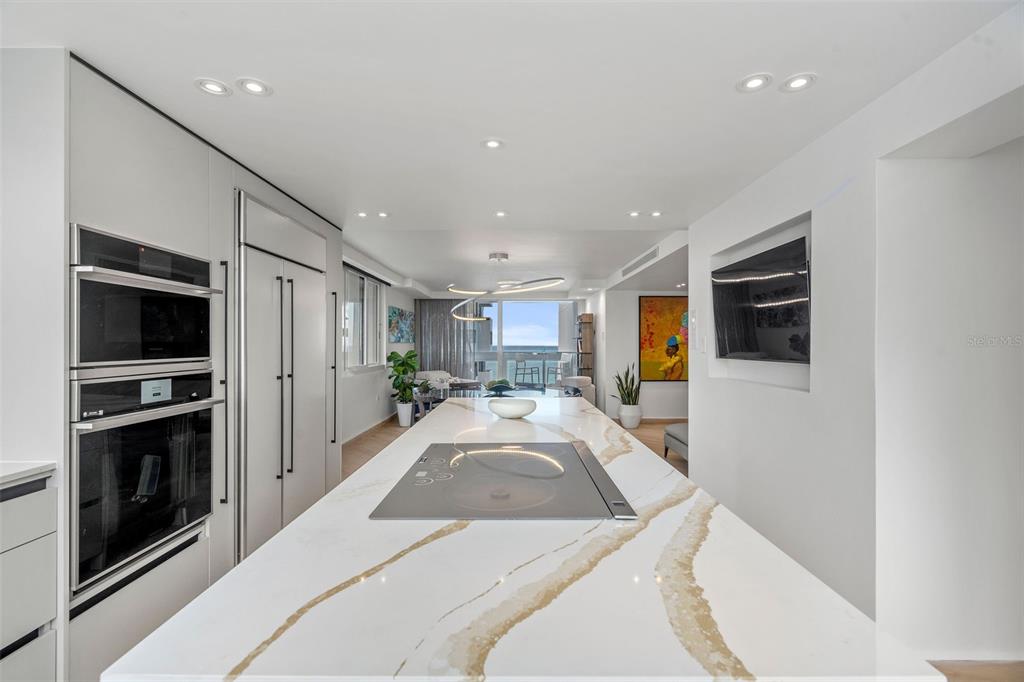 1485 ASHFORD AVE #8A