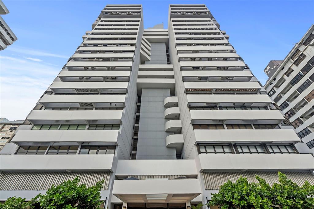 1485 ASHFORD AVE #8A