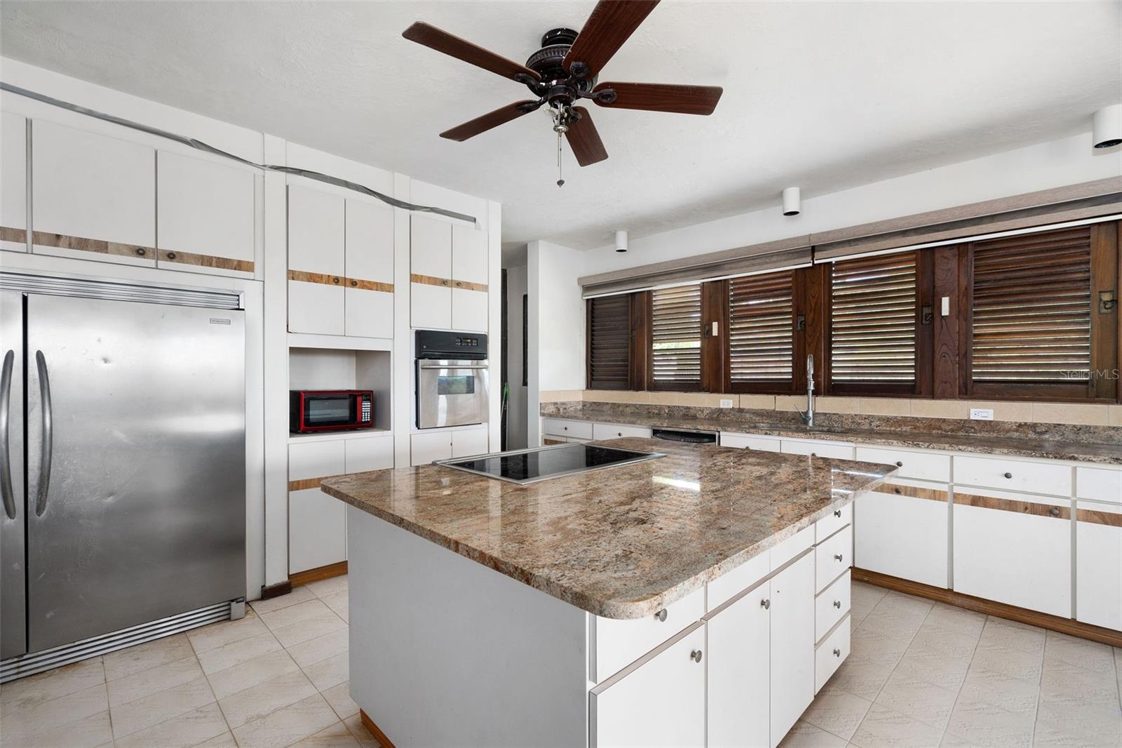 D-11 RECREO ST #D-11