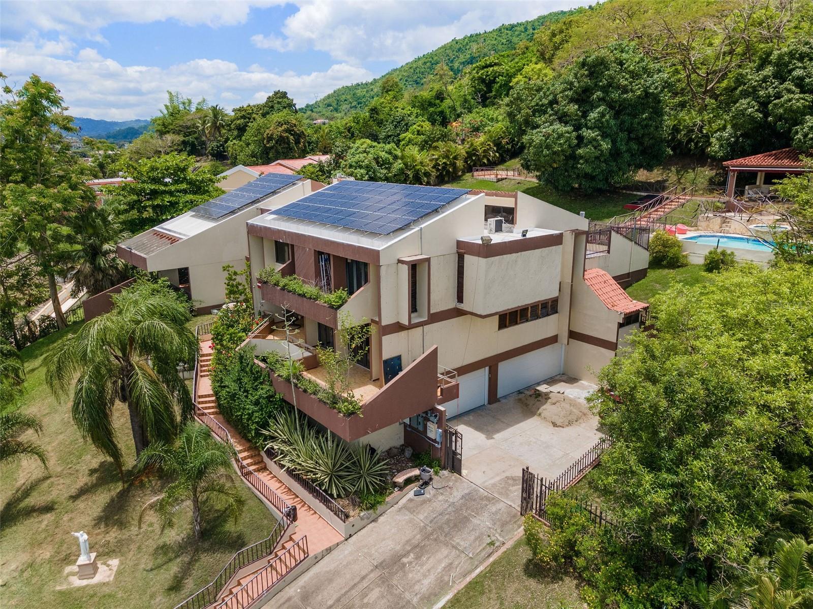 D-11 RECREO ST #D-11